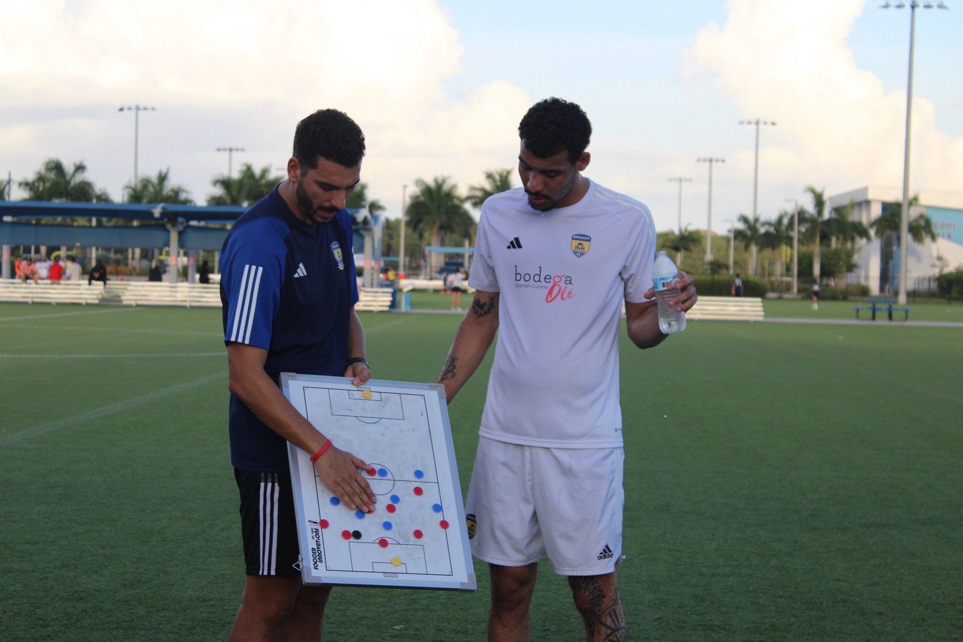 WhatsApp Image 2025-09-28 at 00.08.51